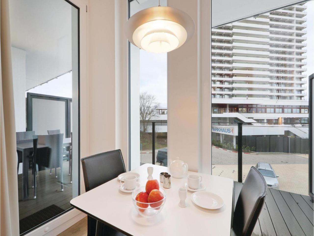 1 Bedroom Cozy In Travemuende Apartment *